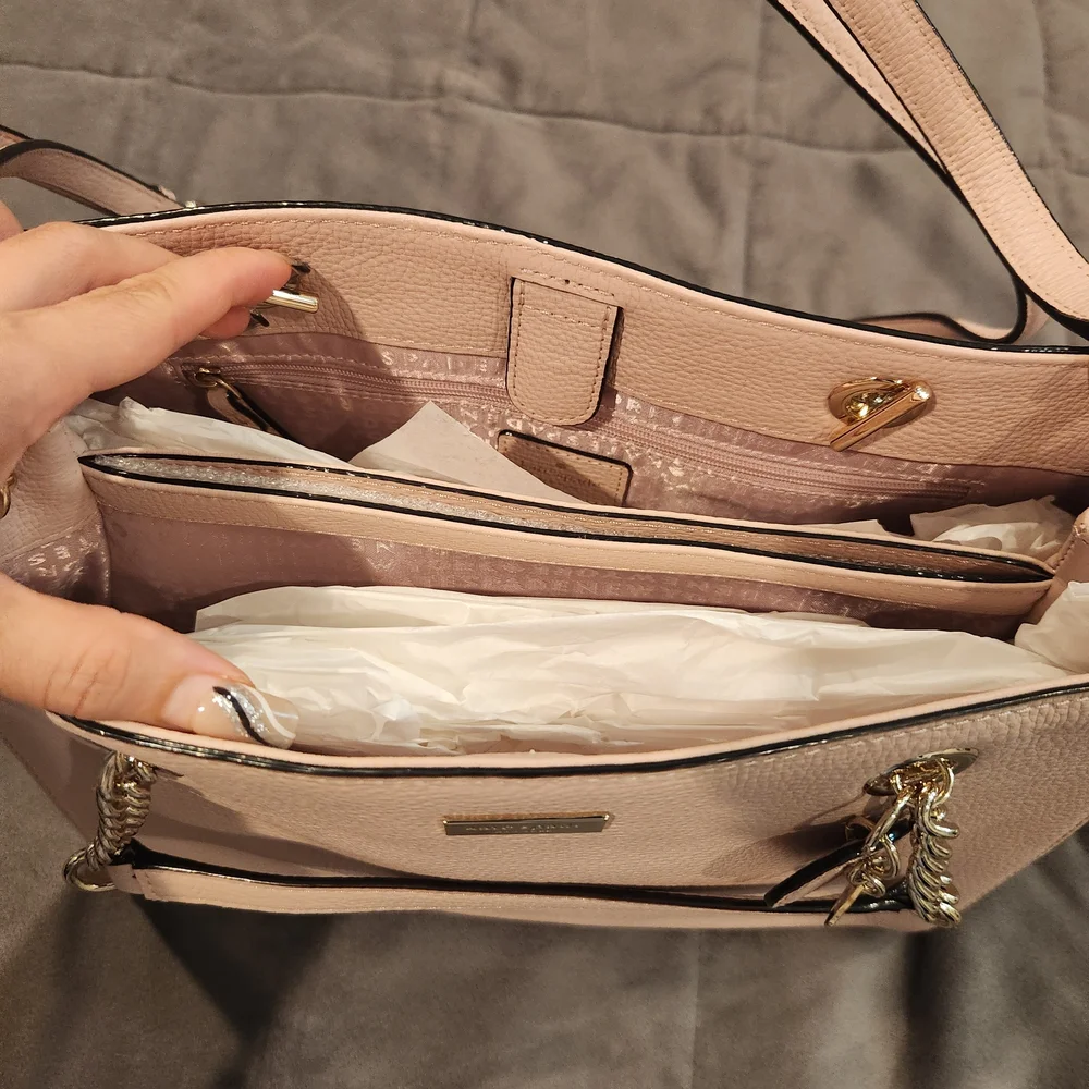 Kate Spade Light Pink Shoulder Bag with Chain Strap - Picture 5 of 6